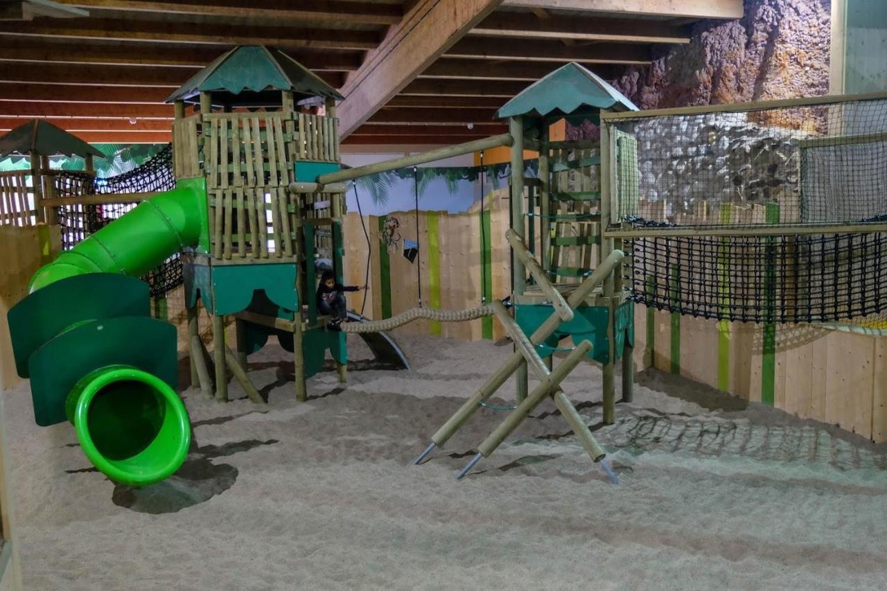 Gezellig en luxe vakantiehuis op rustig en kindvriendelijk park Gramsbergen Buitenkant foto